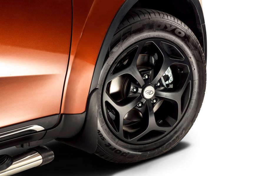 Колеса Mahindra XUV500 W10 2019 года  (EU) (фото 22 из 40)